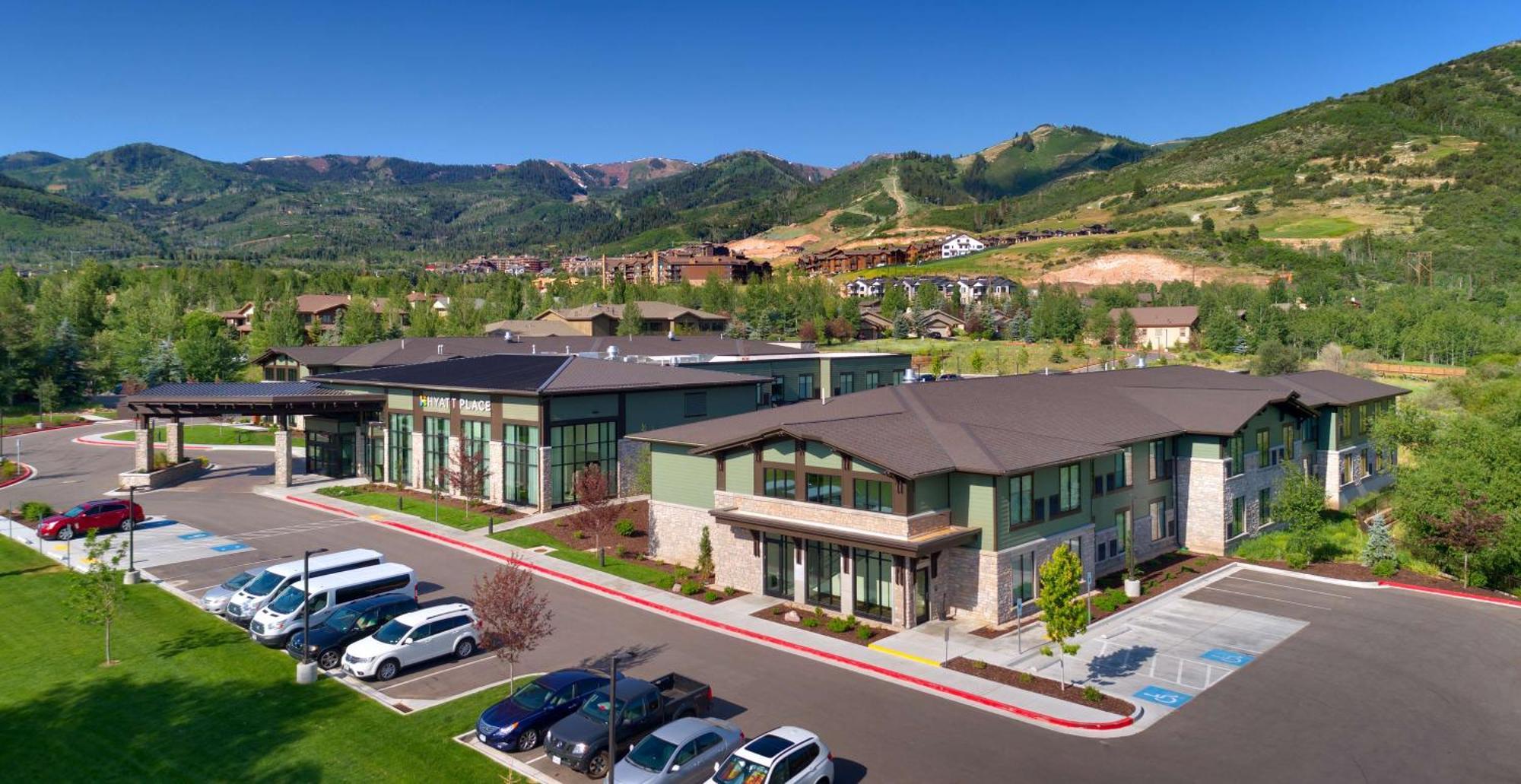 Hyatt Place Park 3*