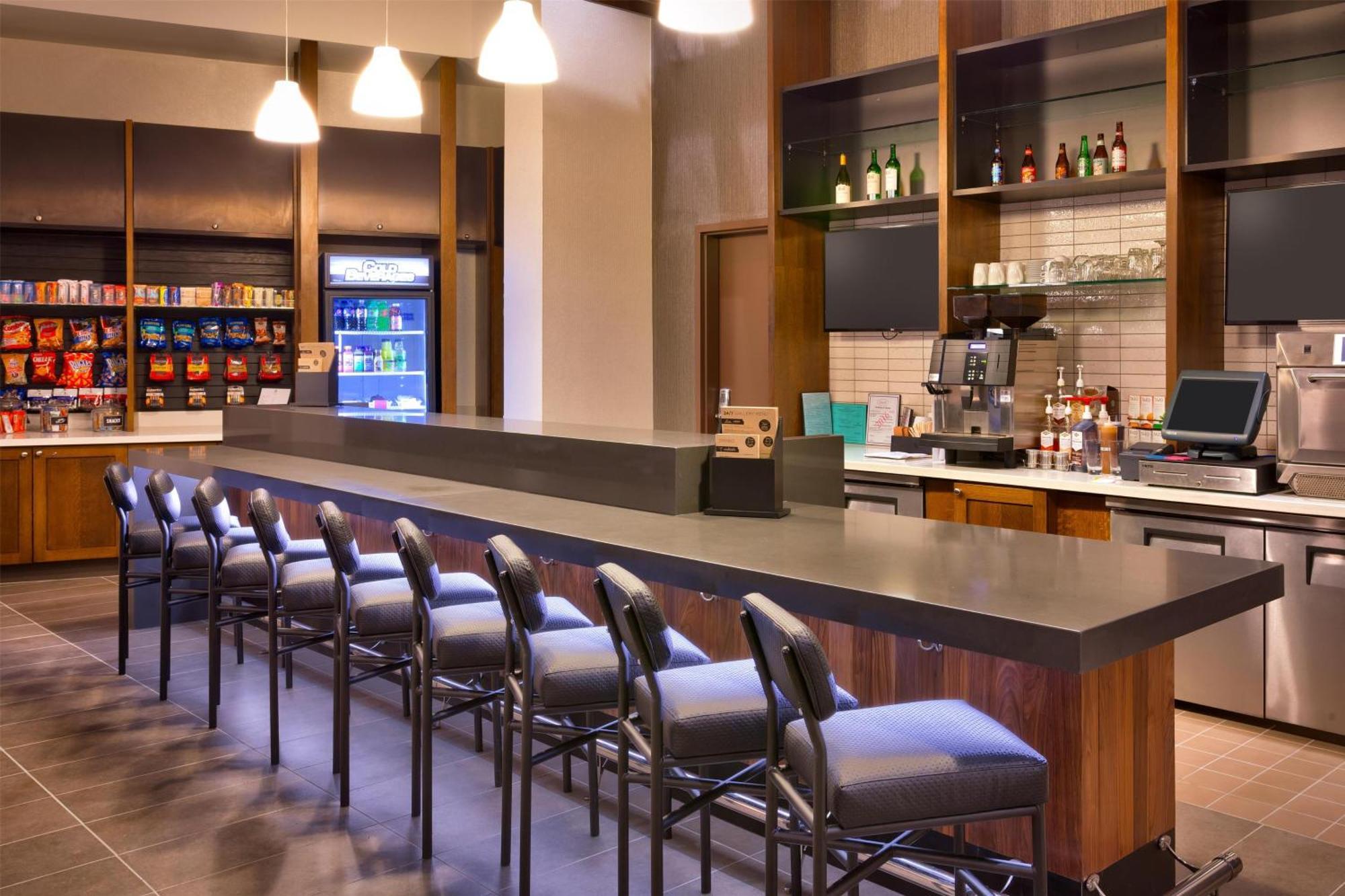 Hyatt Place Park 3*