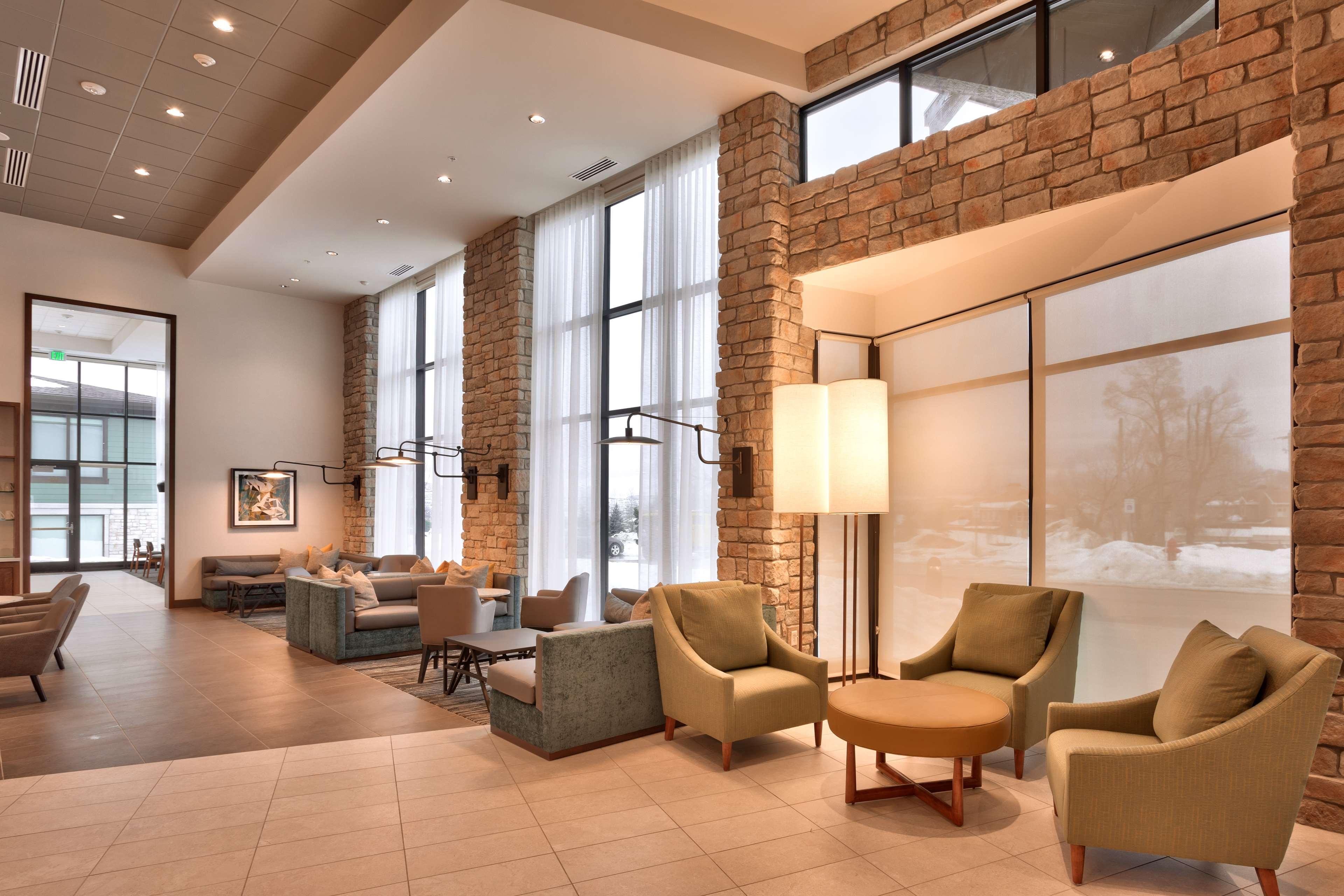 Hyatt Place Park 3*