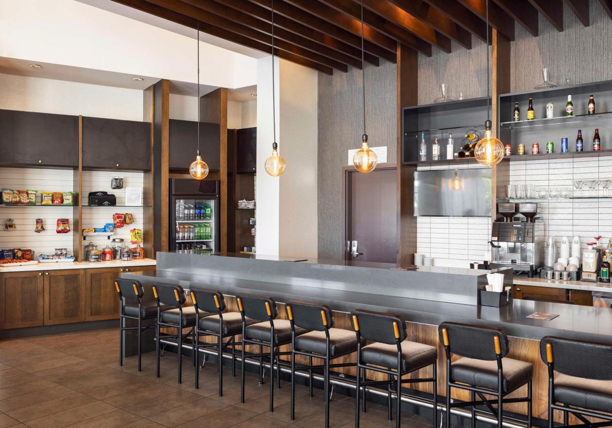 Hyatt Place Park 3*