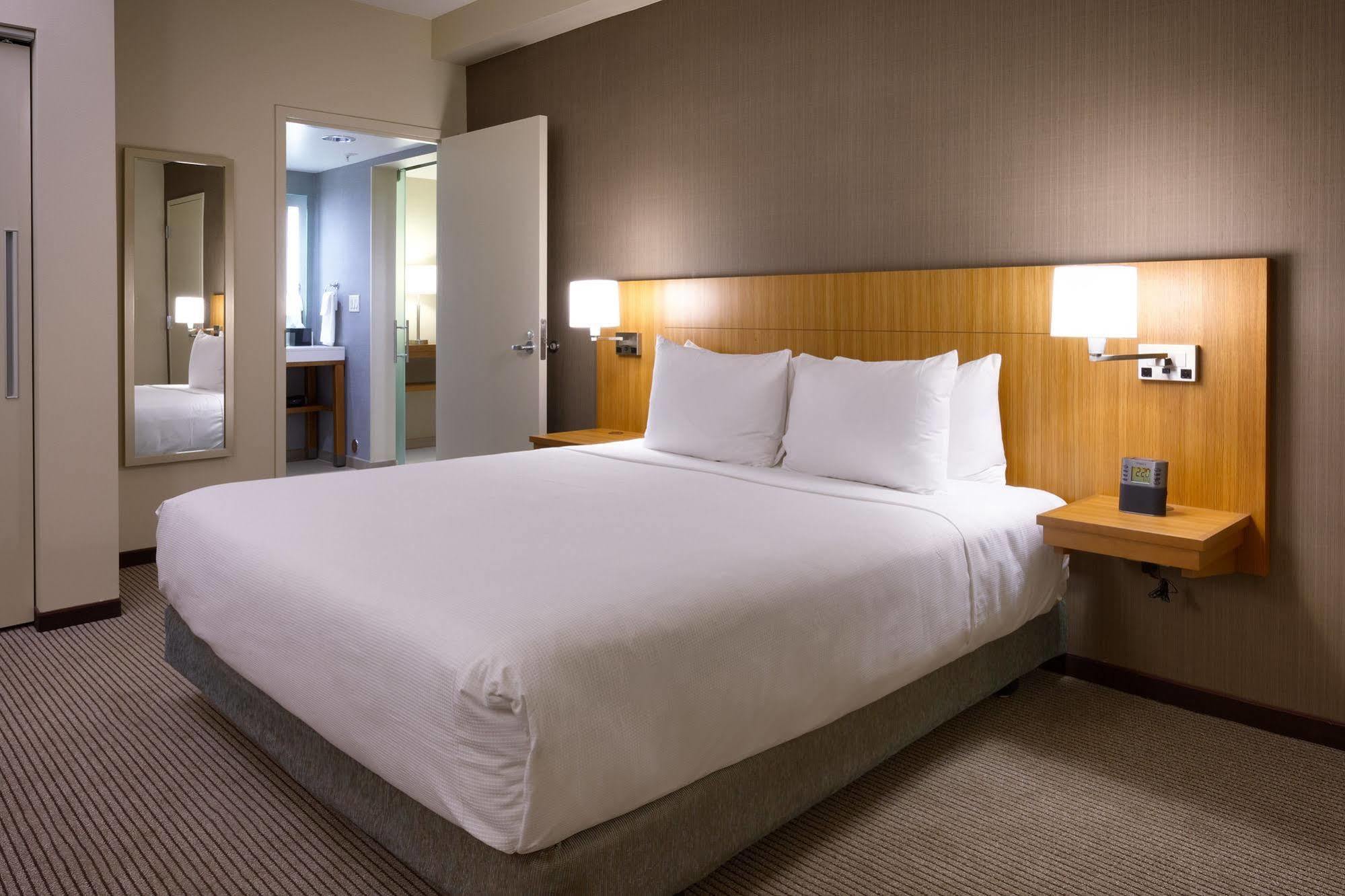 Hyatt Place Park Hotel